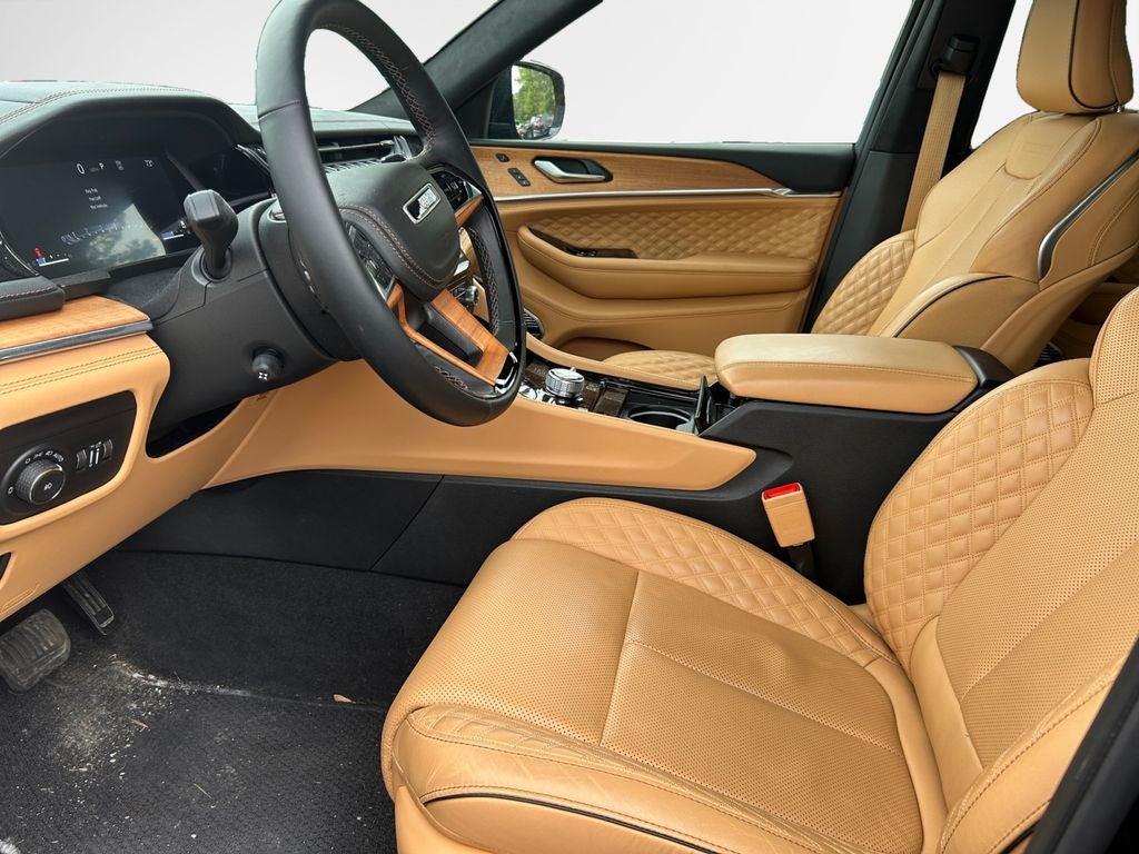 2023 Jeep Grand Cherokee L Summit