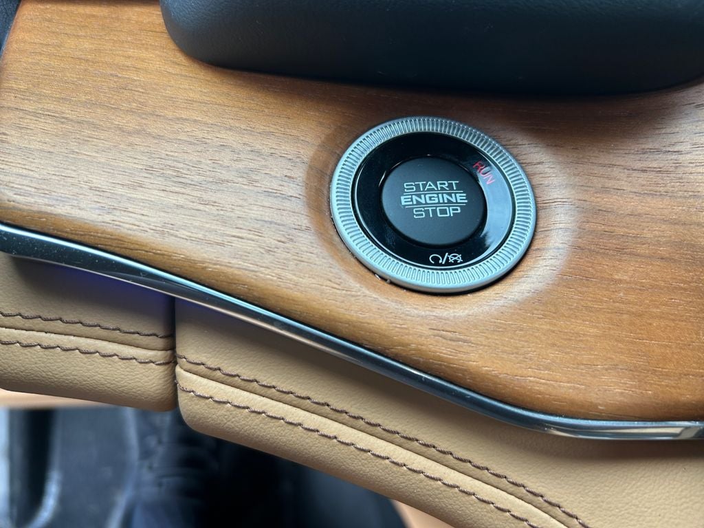 2023 Jeep Grand Cherokee L Summit