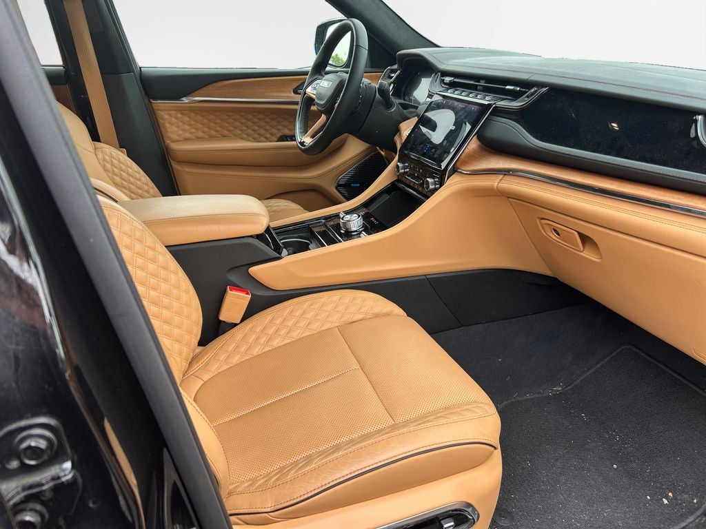 2023 Jeep Grand Cherokee L Summit