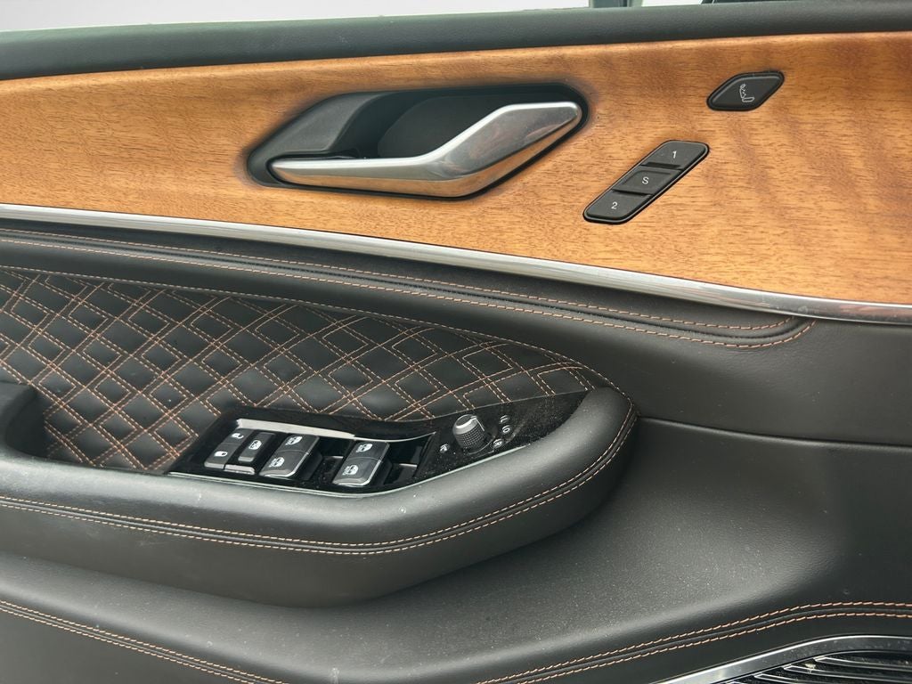 2023 Jeep Grand Cherokee L Summit