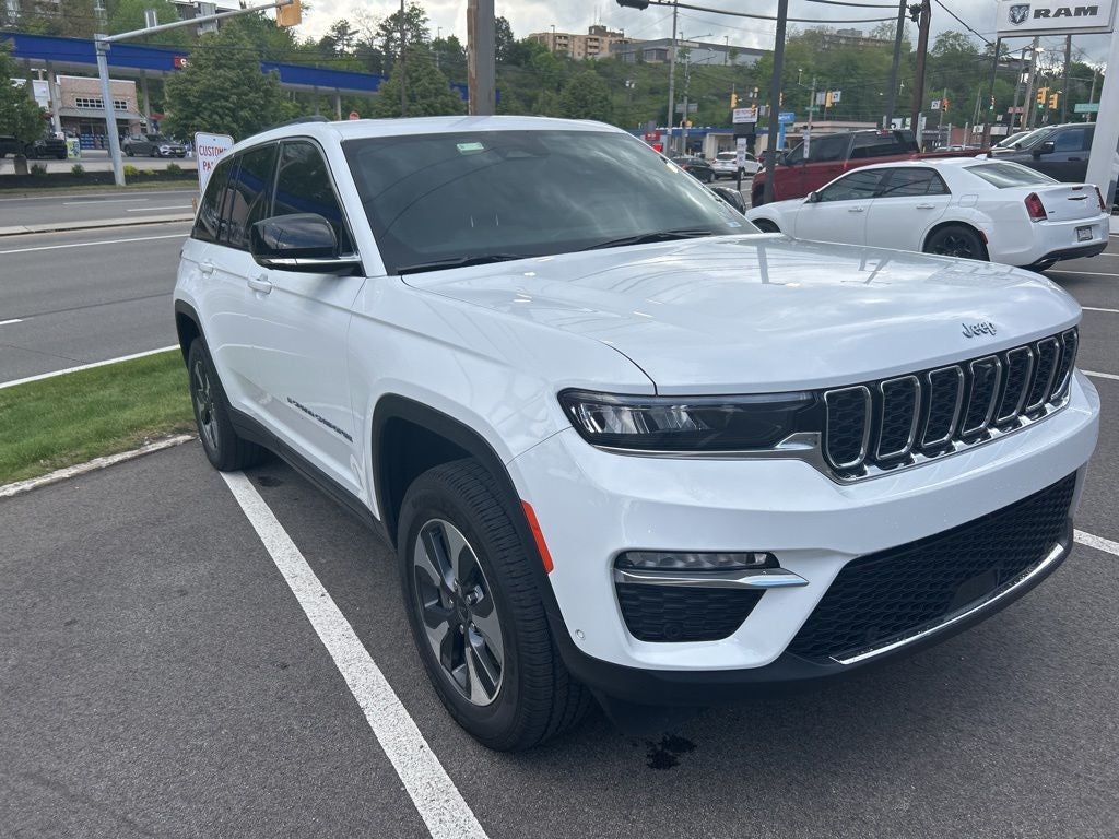 2022 Jeep Grand Cherokee 4xe Limited 4x4
