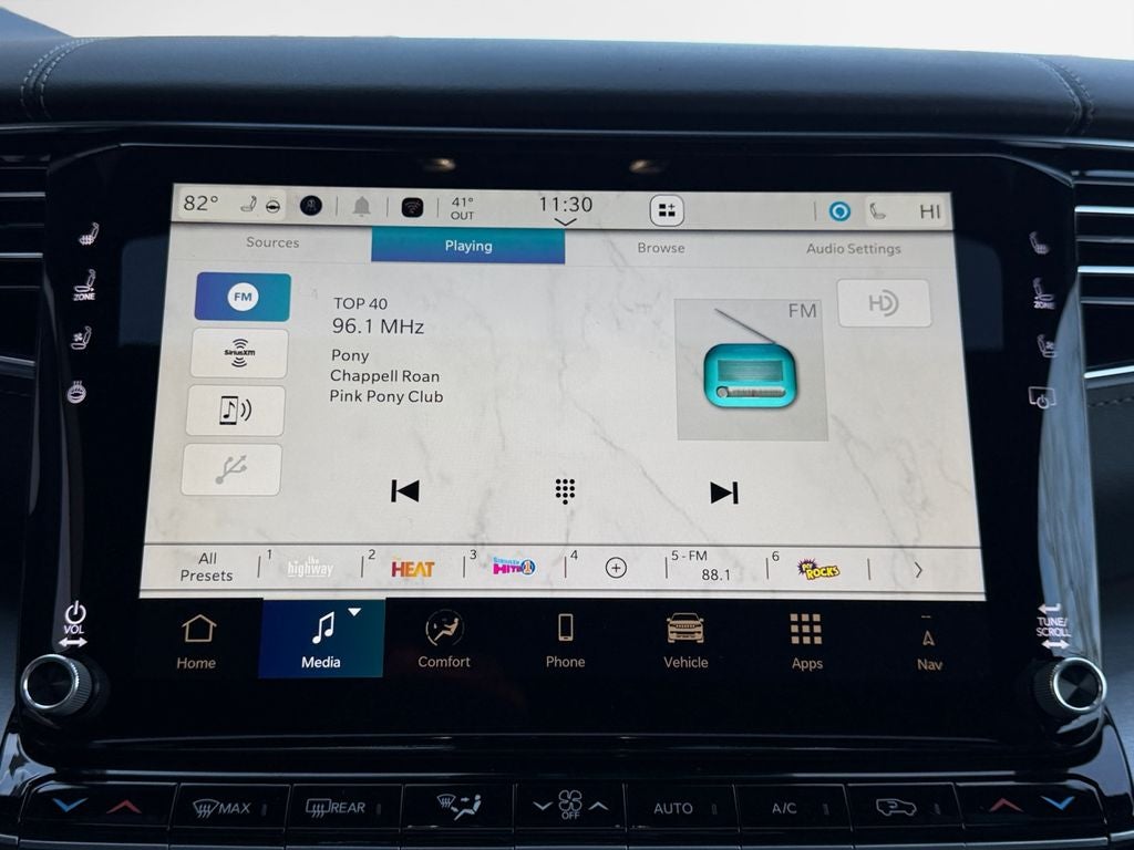 2026 Jeep Grand Wagoneer Base