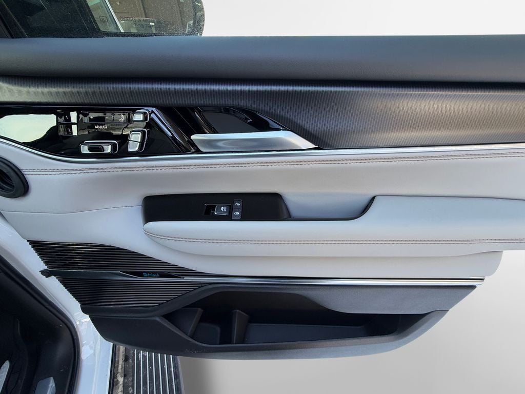 2026 Jeep Grand Wagoneer Summit Obsidian