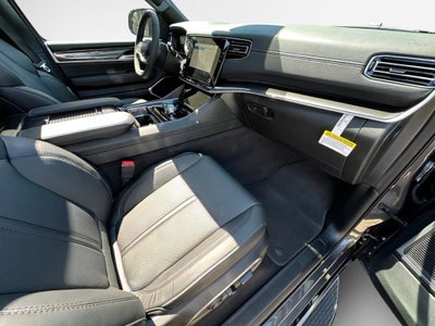 2024 Jeep Wagoneer Base