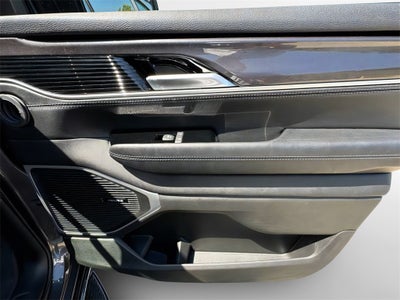 2024 Jeep Wagoneer Base