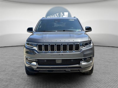 2024 Jeep Wagoneer Base