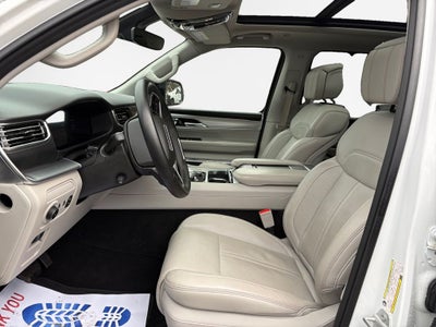 2023 Jeep Grand Wagoneer Base