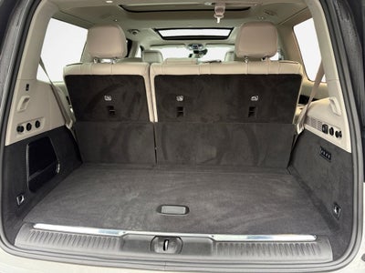 2023 Jeep Grand Wagoneer Base