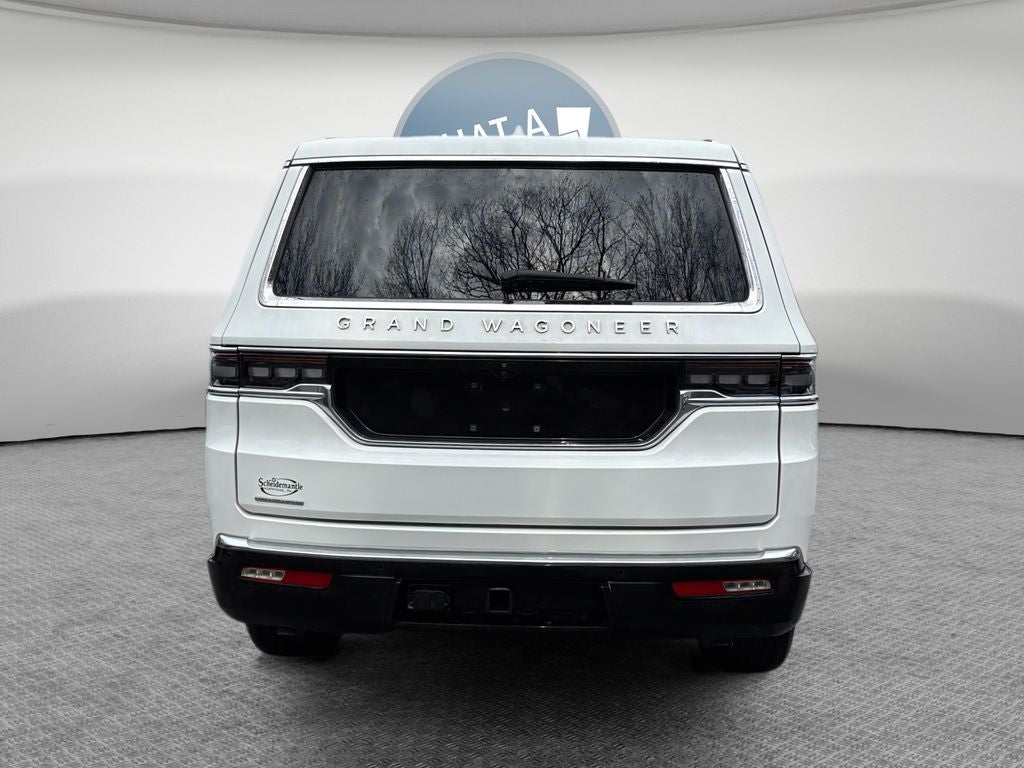 2023 Jeep Grand Wagoneer Base