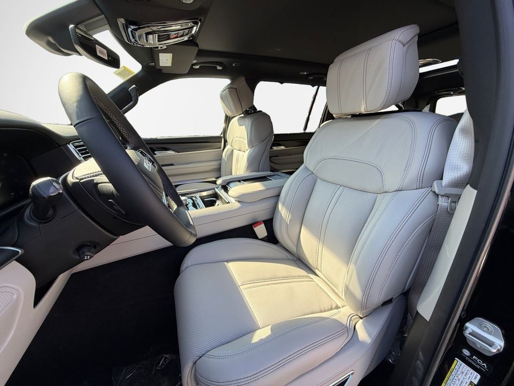 2026 Jeep Grand Wagoneer Summit Obsidian