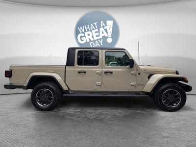 2022 Jeep Gladiator Overland