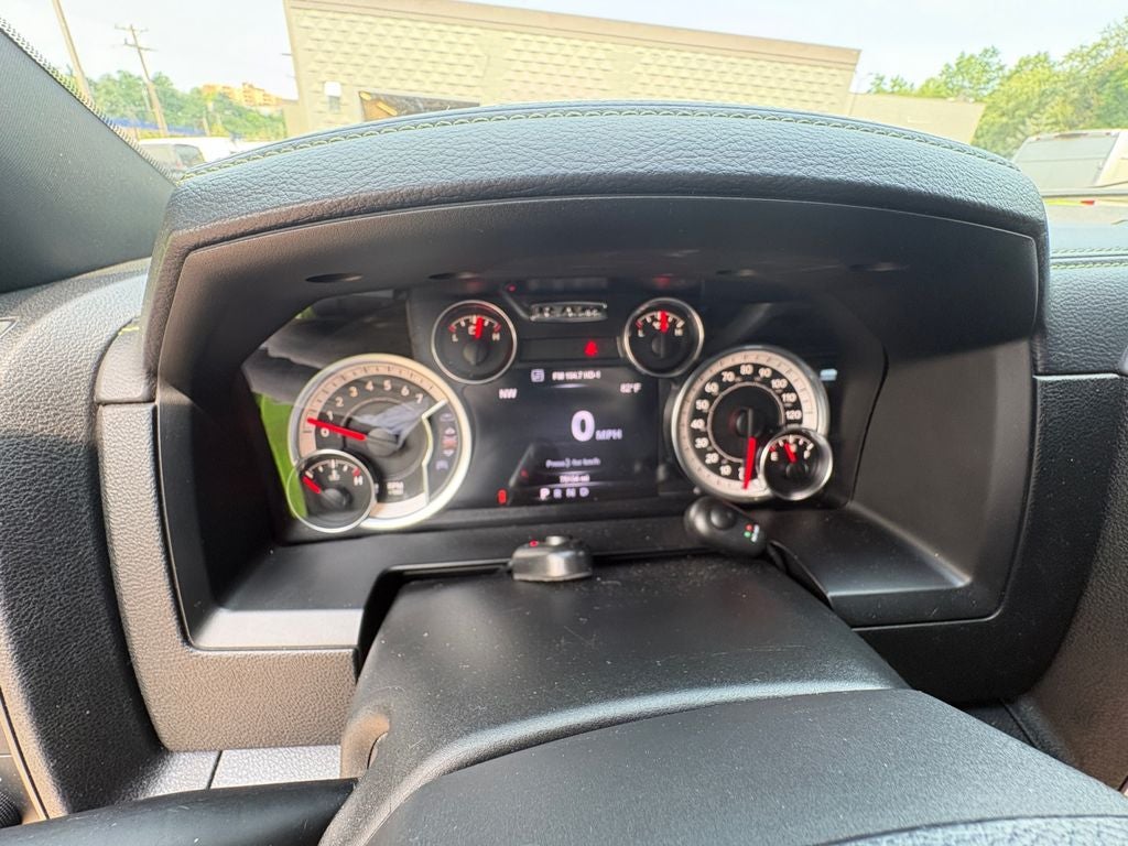 2017 RAM 1500 Sport Crew Cab 4x4 5'7' Box