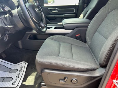 2023 RAM 1500 Big Horn Crew Cab 4x4 5'7' Box