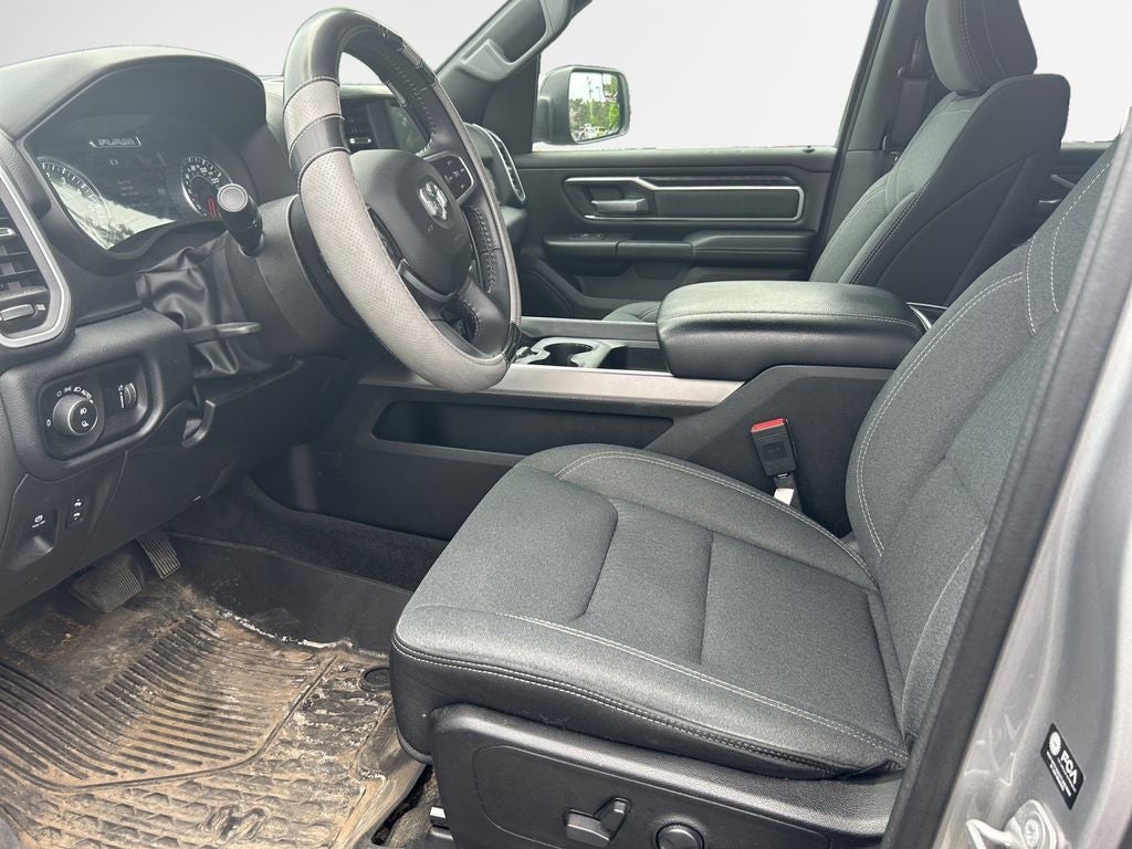 2022 RAM 1500 Big Horn Quad Cab 4x4 6'4' Box