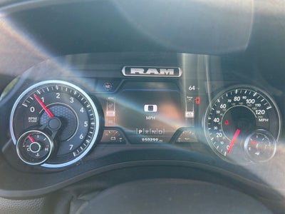 2022 RAM 1500 Big Horn Quad Cab 4x4 6'4' Box