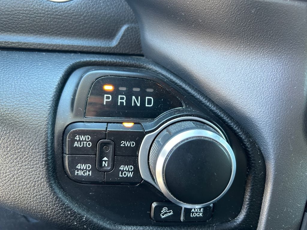 2022 RAM 1500 Big Horn Quad Cab 4x4 6'4' Box