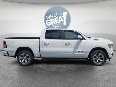 2022 RAM 1500 Big Horn Crew Cab 4x4 5'7' Box