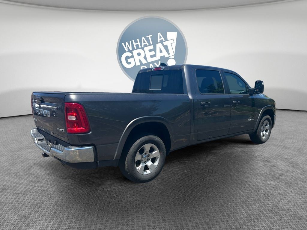2025 RAM 1500 Big Horn Crew Cab 4x4 6'4' Box