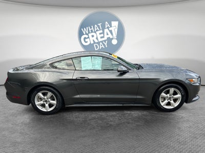 2017 Ford Mustang V6