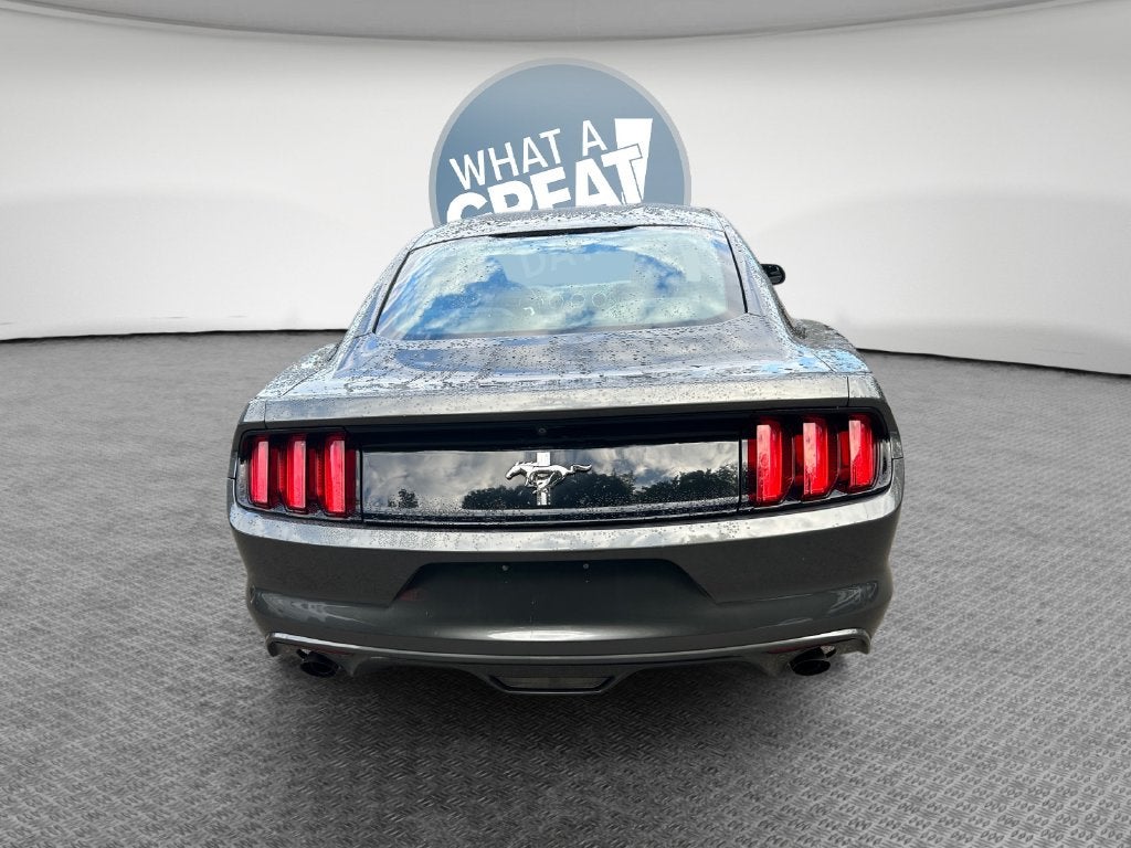 2017 Ford Mustang V6
