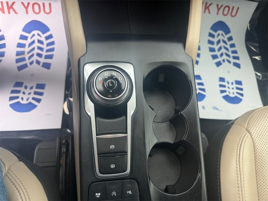 2022 Ford Escape Titanium