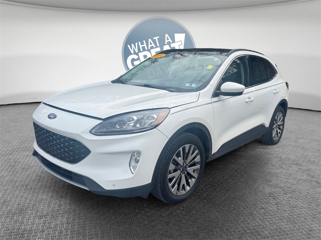 2022 Ford Escape Titanium