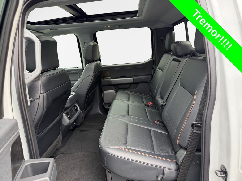 2025 Ford Super Duty F-350 SRW Pickup LARIAT