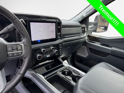 2025 Ford Super Duty F-350 SRW Pickup LARIAT