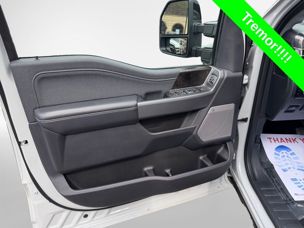 2025 Ford Super Duty F-350 SRW Pickup LARIAT