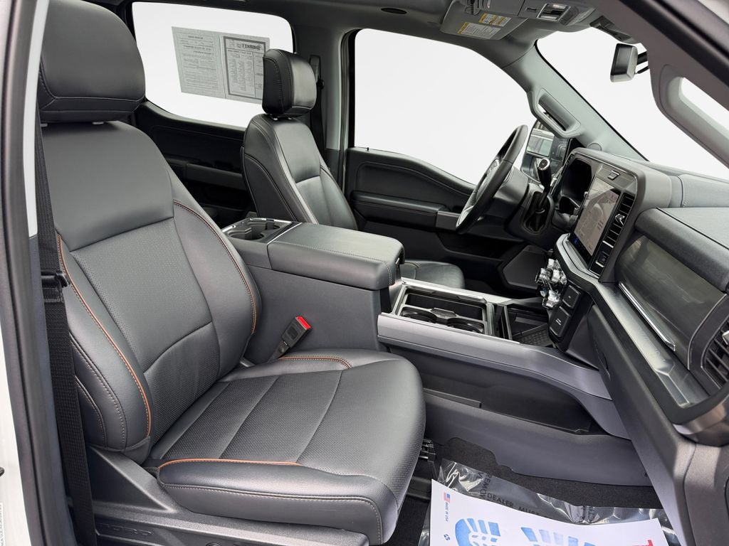 2025 Ford Super Duty F-350 SRW Pickup LARIAT