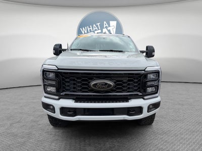 2025 Ford Super Duty F-350 SRW Pickup LARIAT