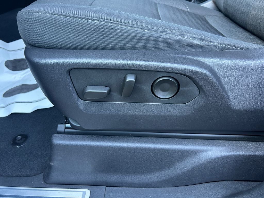 2024 Chevrolet Silverado 1500 4WD Crew Cab Short Bed LT with 2FL