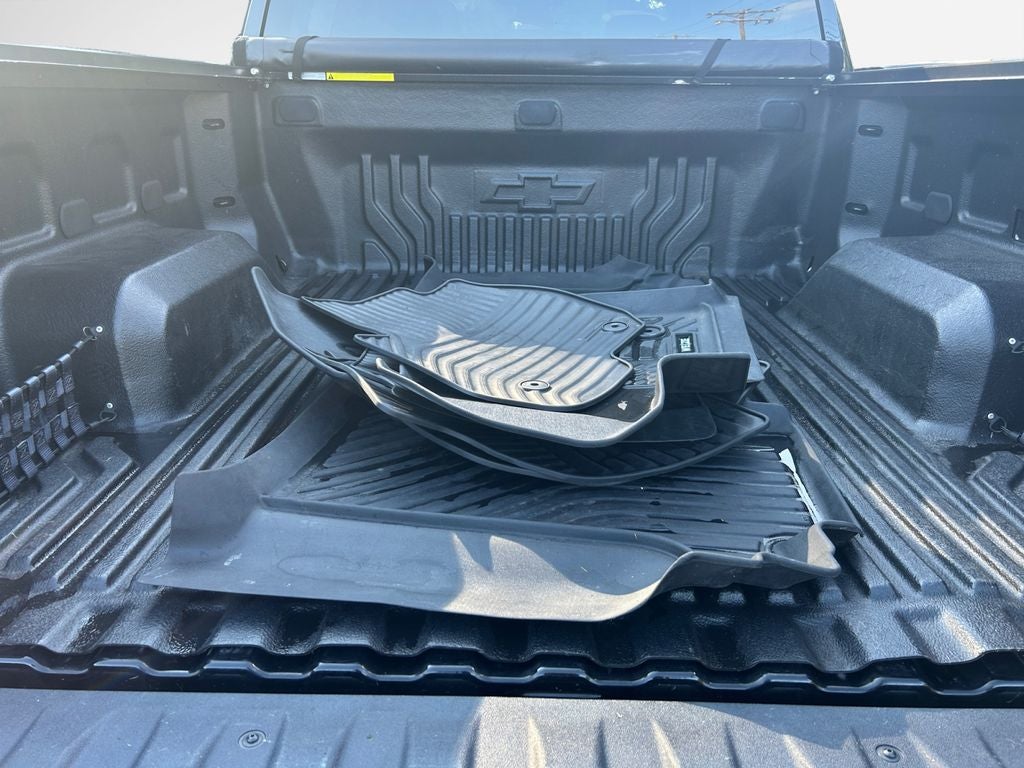2024 Chevrolet Silverado 1500 4WD Crew Cab Short Bed LT with 2FL