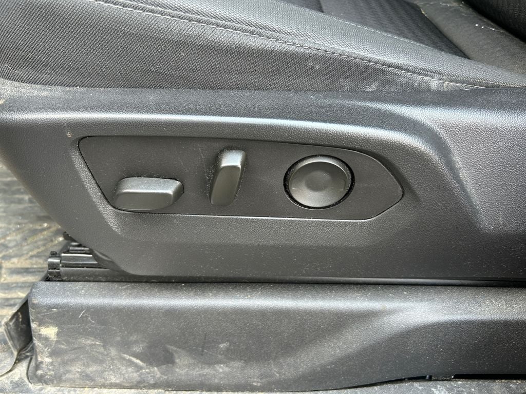 2022 Chevrolet Silverado 1500 4WD Crew Cab Short Bed RST