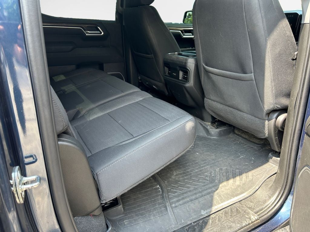 2022 Chevrolet Silverado 1500 4WD Crew Cab Short Bed RST