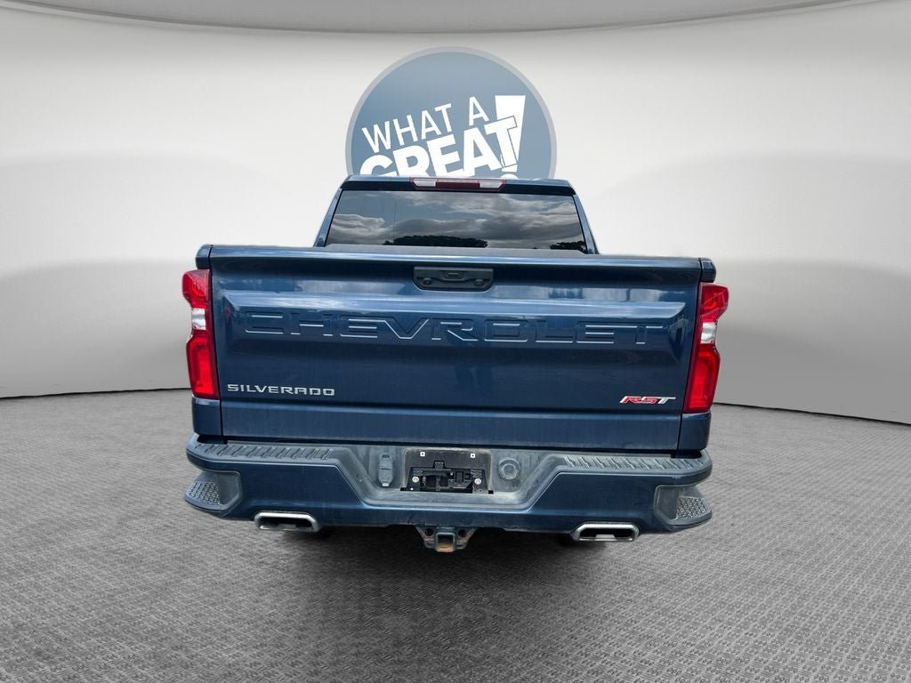 2022 Chevrolet Silverado 1500 4WD Crew Cab Short Bed RST