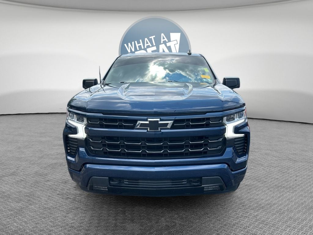 2022 Chevrolet Silverado 1500 4WD Crew Cab Short Bed RST