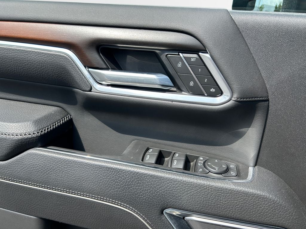 2025 GMC Sierra 2500HD 4WD Crew Cab Standard Bed Denali