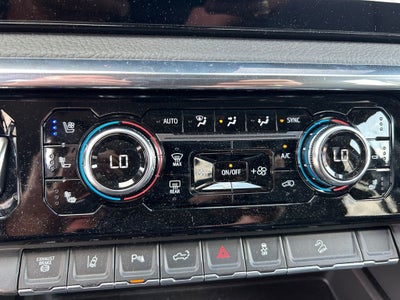 2025 GMC Sierra 2500HD 4WD Crew Cab Standard Bed Denali