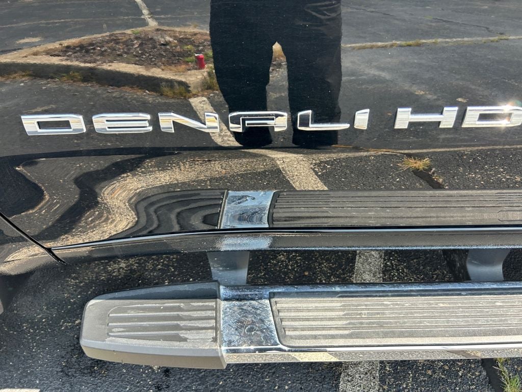 2025 GMC Sierra 2500HD 4WD Crew Cab Standard Bed Denali