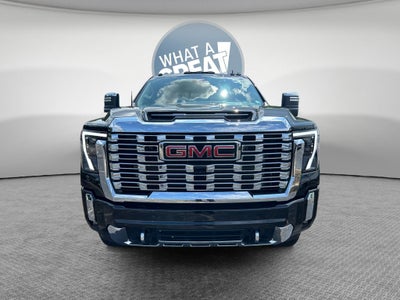 2025 GMC Sierra 2500HD 4WD Crew Cab Standard Bed Denali