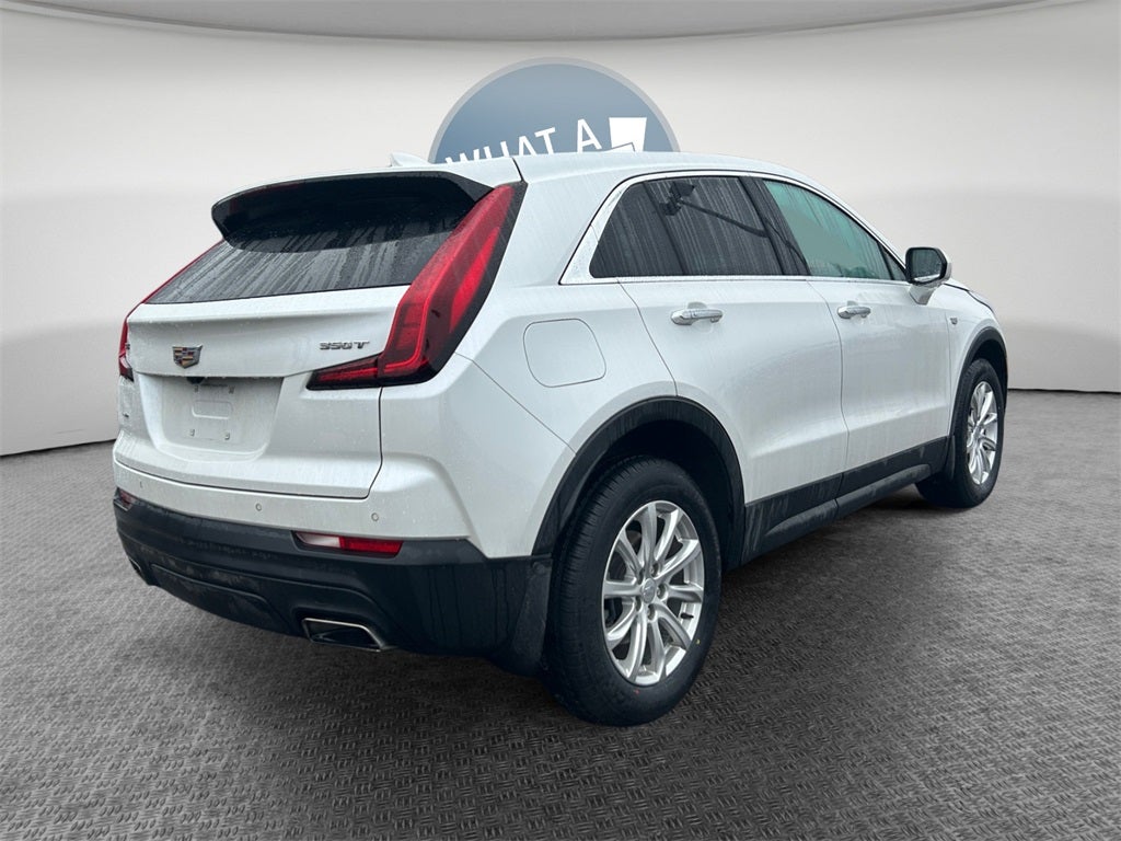 2023 Cadillac XT4 Luxury