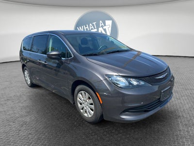 2020 Chrysler Voyager L
