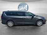 2020 Chrysler Voyager L