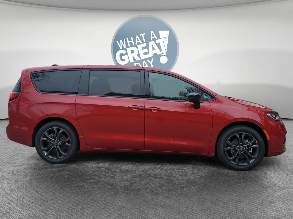 2026 Chrysler Pacifica PACIFICA SELECT