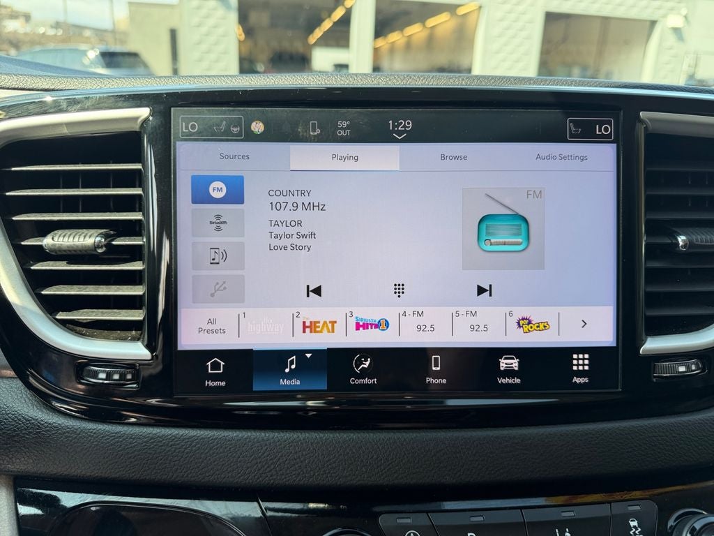 2024 Chrysler Pacifica Touring L