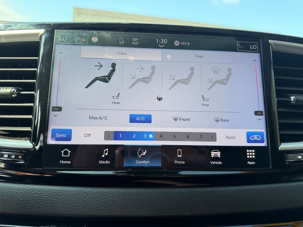 2024 Chrysler Pacifica Touring L