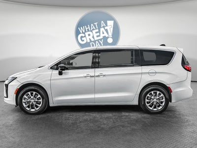 2027 Chrysler Pacifica PACIFICA SELECT