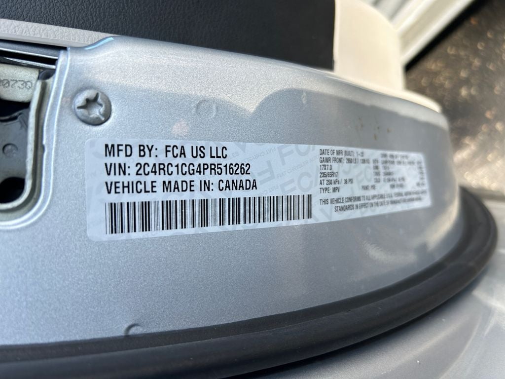 2023 Chrysler Voyager LX