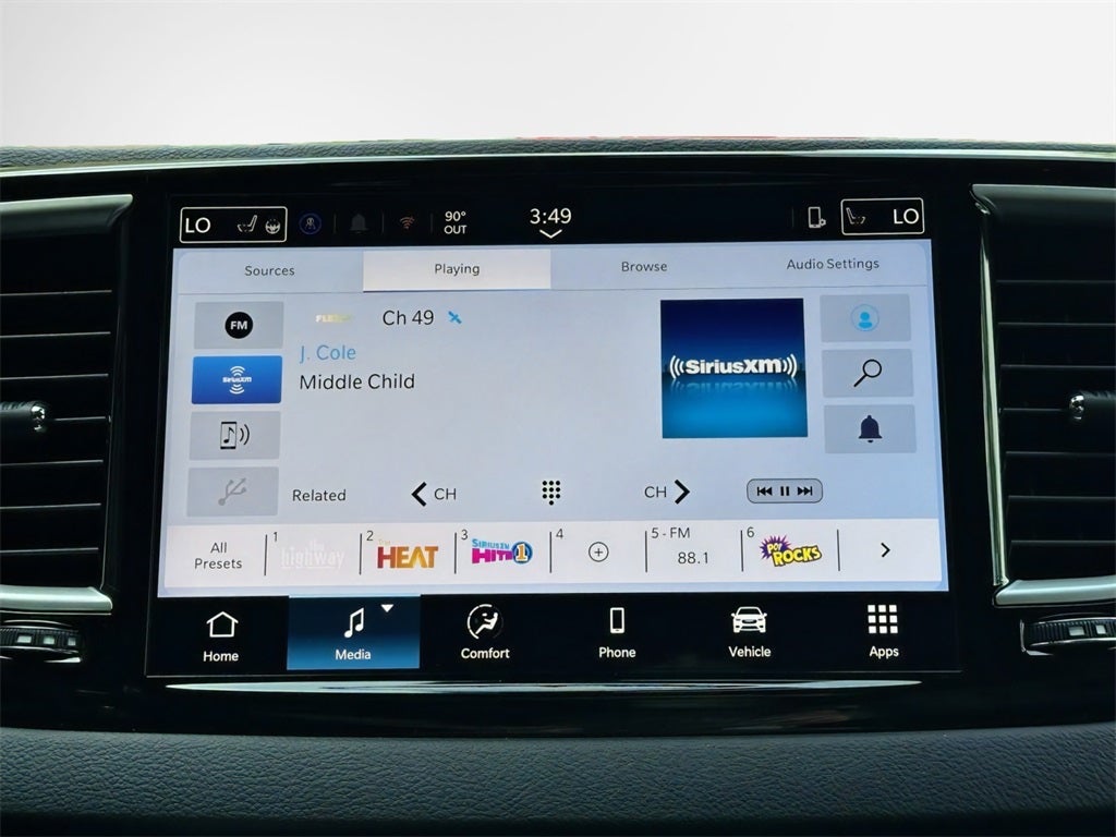 2026 Chrysler Voyager LX